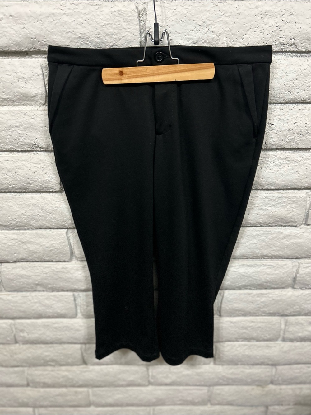 Riders by‎ Lee Black Flat Front Dress Pants with Pockets for Women Capris